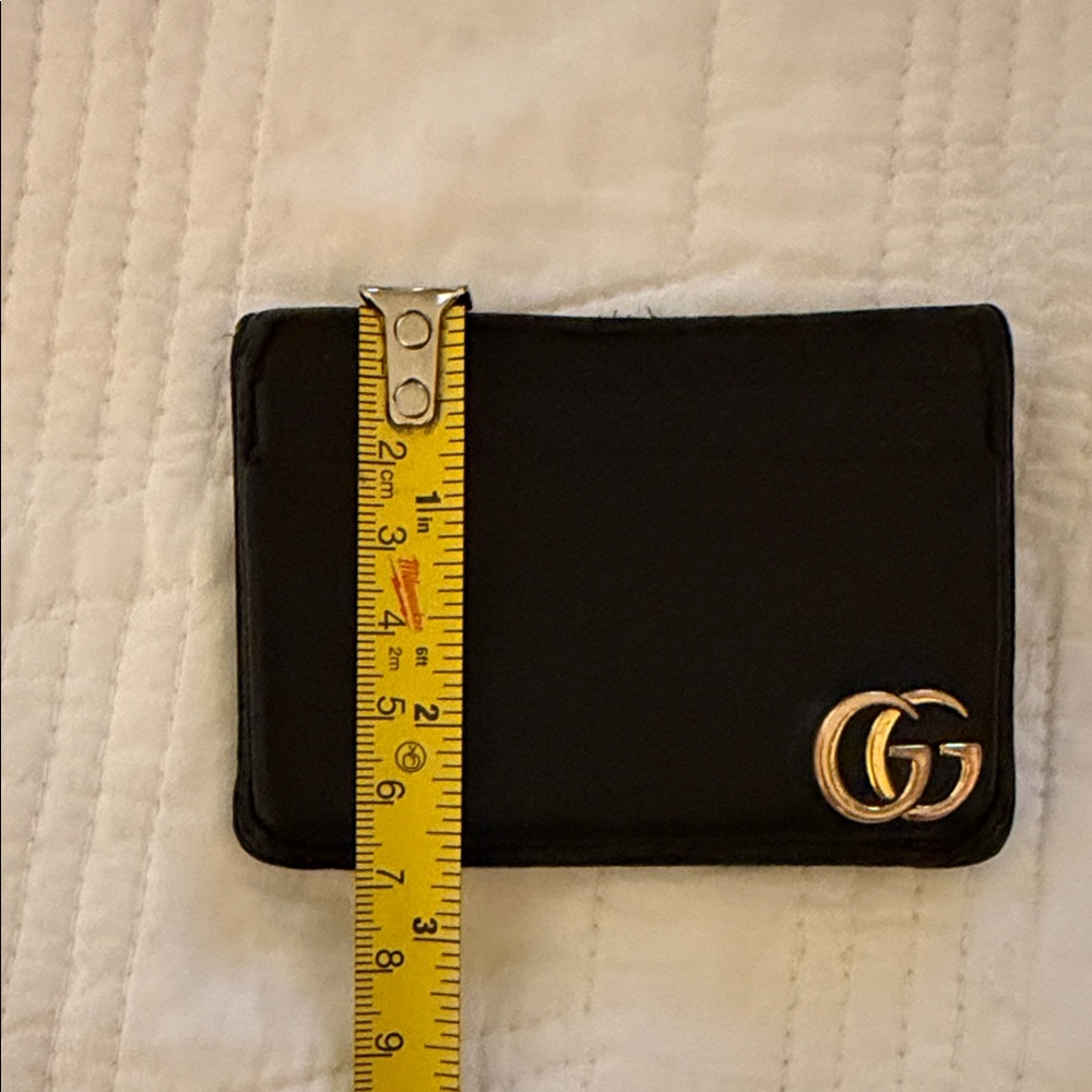 Gucci Black Leather Money Clip Wallet w/ Gold GG w/box - Authentic - Picture 6 of 6